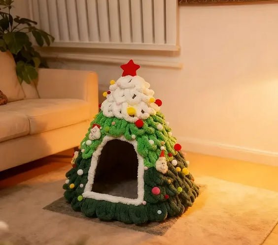 Świąteczny domek dla kota